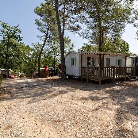 Camping Lou Cantaire Hotel Fayence Kültér fotó