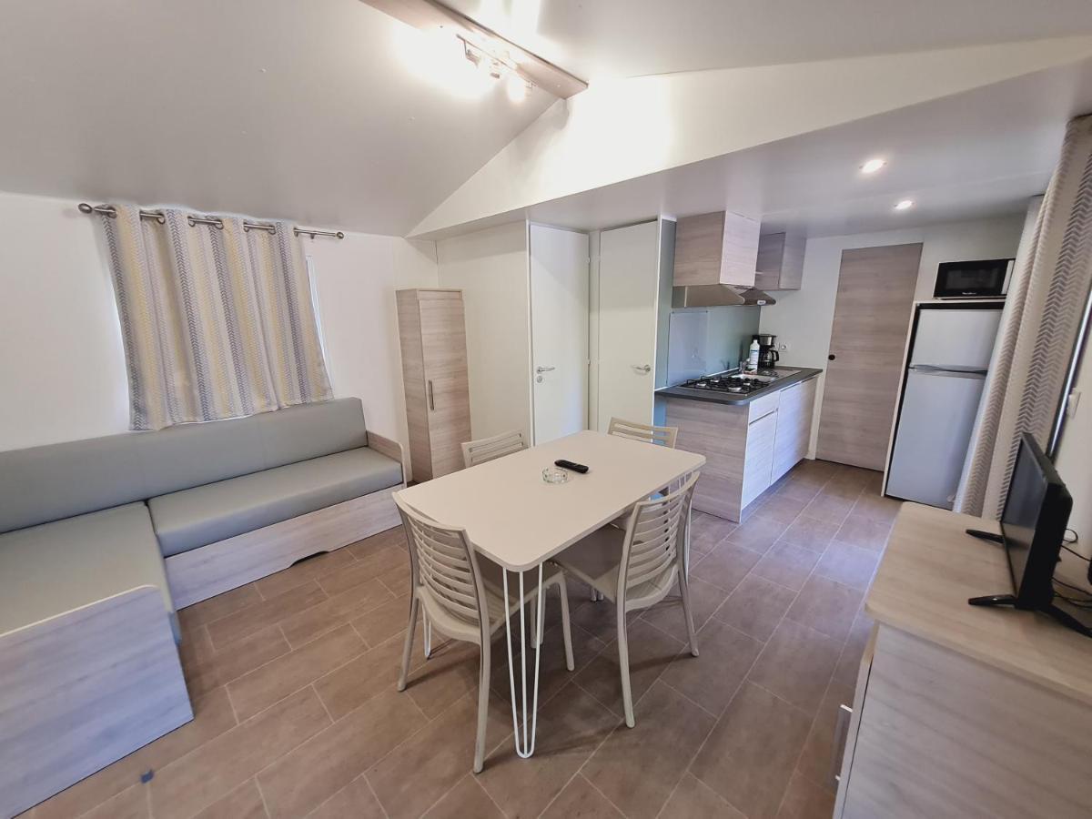 Camping Lou Cantaire Hotel Fayence Kültér fotó