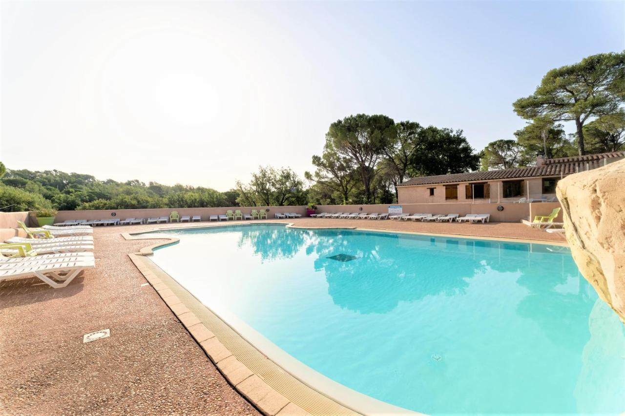 Camping Lou Cantaire Hotel Fayence Kültér fotó